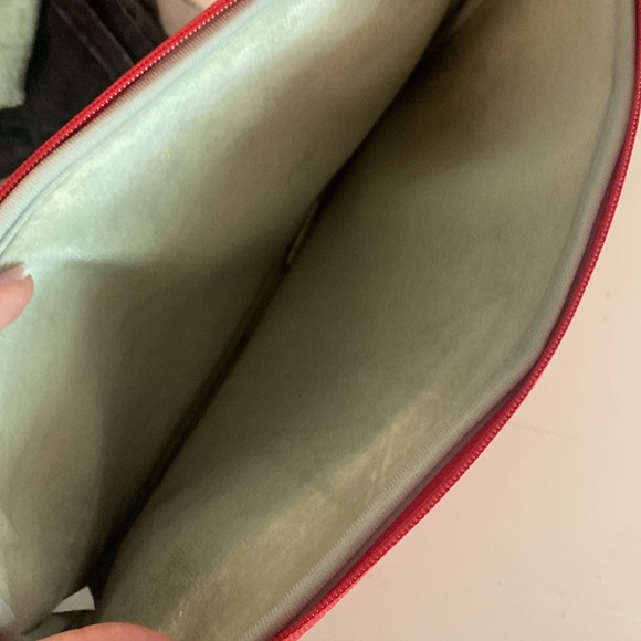 13.3 In Laptop Bag (red) - Picture 7 of 7